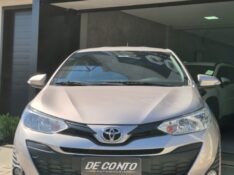 TOYOTA YARIS /2019 DE CONTO AUTOMÓVEIS SARANDI / Carros no Vale