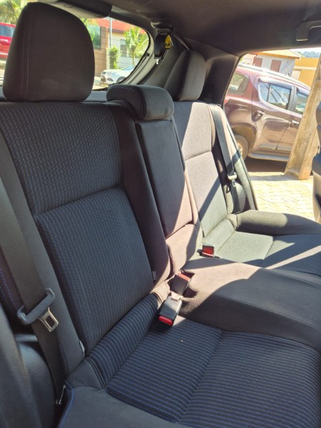 TOYOTA YARIS /2019 DE CONTO AUTOMÓVEIS SARANDI / Carros no Vale