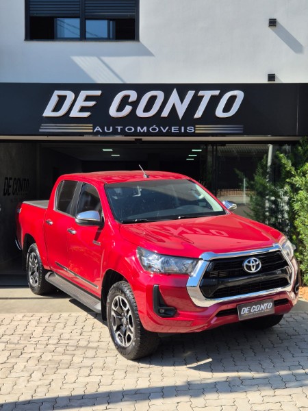 TOYOTA HILUX 2.7 SRV CD 4X4 /2022 DE CONTO AUTOMÓVEIS SARANDI / Carros no Vale