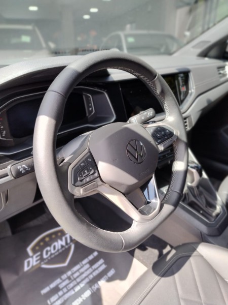 VOLKSWAGEN VIRTUS 1.4 250 TSI 16V EXCLUSIVE /2025 DE CONTO AUTOMÓVEIS SARANDI / Carros no Vale