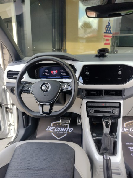VOLKSWAGEN T-CROSS 1.4 HIGHLINE 250 TSI 16V 2020 /2020 DE CONTO AUTOMÓVEIS SARANDI / Carros no Vale