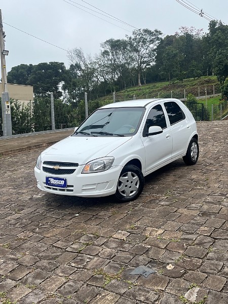 CHEVROLET CELTA 1.0 LT COMPLETO 2013/2013 BOSCO AUTOMÓVEIS GUAPORÉ / Carros no Vale