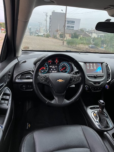 CHEVROLET CRUZE SEDAN LT 1.4 TURBO 2019/2019 BOSCO AUTOMÓVEIS GUAPORÉ / Carros no Vale