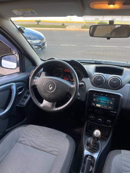 RENAULT DUSTER 1.6 16V SCE FLEX DYNAMIQUE MANUAL 2014/2014 BOSCO AUTOMÓVEIS GUAPORÉ / Carros no Vale