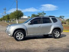 RENAULT DUSTER 1.6 16V SCE FLEX DYNAMIQUE MANUAL 2014/2014 BOSCO AUTOMÓVEIS GUAPORÉ / Carros no Vale