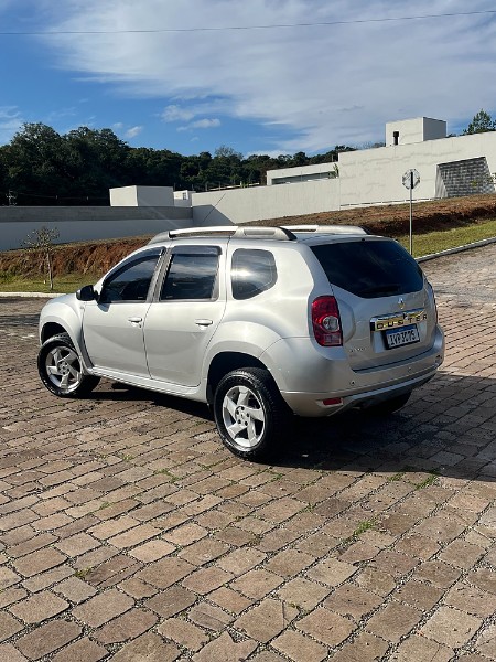 RENAULT DUSTER 1.6 16V SCE FLEX DYNAMIQUE MANUAL 2014/2014 BOSCO AUTOMÓVEIS GUAPORÉ / Carros no Vale