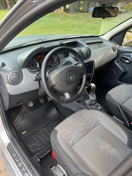 RENAULT DUSTER 1.6 16V SCE FLEX DYNAMIQUE MANUAL 2014/2014 BOSCO AUTOMÓVEIS GUAPORÉ / Carros no Vale