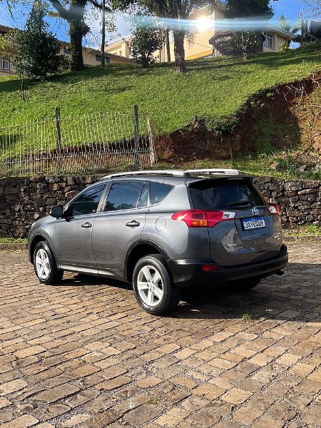TOYOTA RAV4 2.0 4X4 16V GASOLINA 4P AUTOMÁTICO 2014/2014 BOSCO AUTOMÓVEIS GUAPORÉ / Carros no Vale