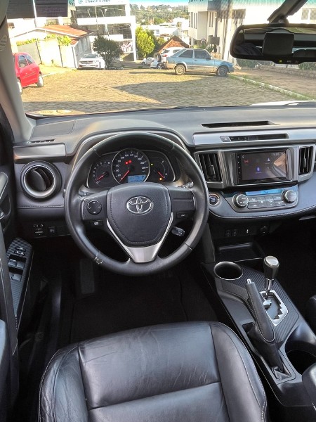 TOYOTA RAV4 2.0 4X4 16V GASOLINA 4P AUTOMÁTICO 2014/2014 BOSCO AUTOMÓVEIS GUAPORÉ / Carros no Vale