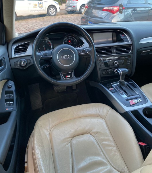 AUDI A4 2.0 16V TFSI 183/180CV MULTITRONIC C/TETO 2013/2013 WS MULTIMARCAS VENÂNCIO AIRES / Carros no Vale
