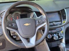 CHEVROLET TRACKER 1.4 16V TURBO FLEX LTZ AUTOMÁTICO /2018 DE CONTO AUTOMÓVEIS SARANDI / Carros no Vale