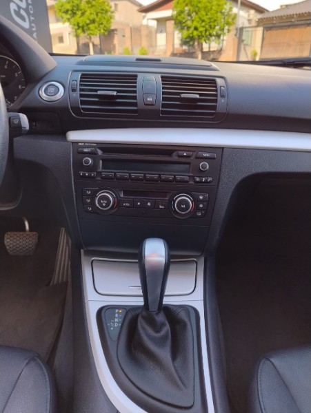 BMW 120i 2.0 /2012 DE CONTO AUTOMÓVEIS SARANDI / Carros no Vale