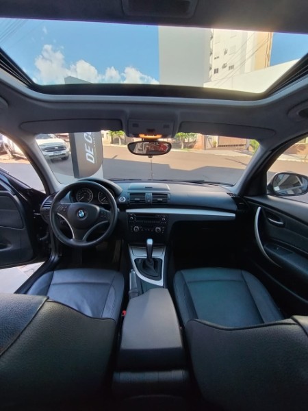 BMW 120i 2.0 /2012 DE CONTO AUTOMÓVEIS SARANDI / Carros no Vale