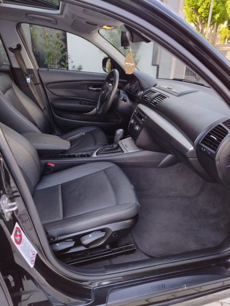BMW 120i 2.0 /2012 DE CONTO AUTOMÓVEIS SARANDI / Carros no Vale