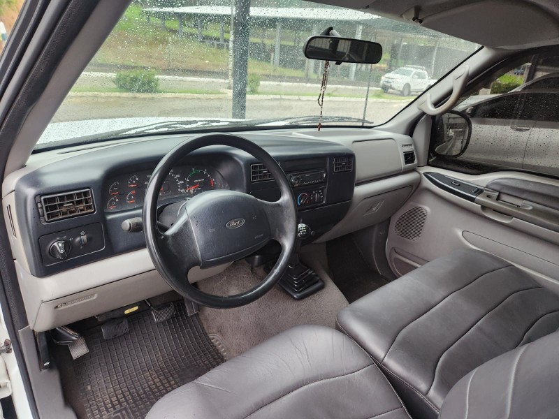 FORD F-250 XLT 4.2 TB DIESEL 1999/1999 TS VEÍCULOS ANTA GORDA / Carros no Vale