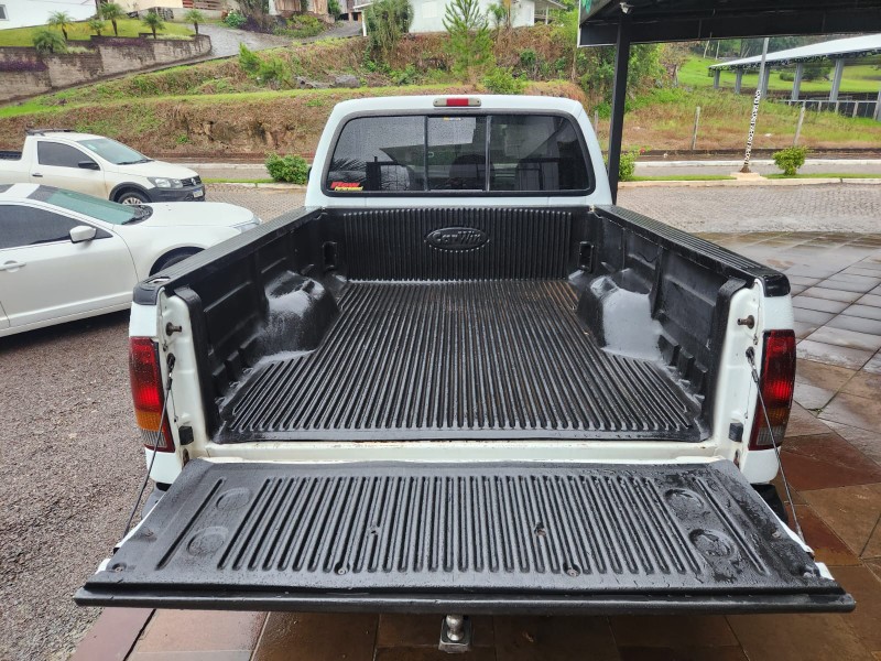 FORD F-250 XLT 4.2 TB DIESEL 1999/1999 TS VEÍCULOS ANTA GORDA / Carros no Vale
