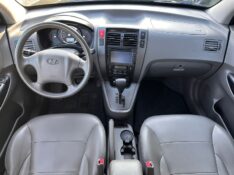 HYUNDAI TUCSON GLS 2.0 16V AUT. 2015/2016 MENEGHINI VEÍCULOS ARROIO DO MEIO / Carros no Vale