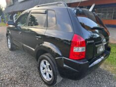HYUNDAI TUCSON GLS 2.0 16V AUT. 2015/2016 MENEGHINI VEÍCULOS ARROIO DO MEIO / Carros no Vale