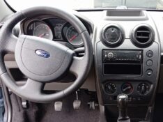 FORD FIESTA 1.0 8V 2010/2011 AUTO SHOW SANTA CRUZ DO SUL / Carros no Vale