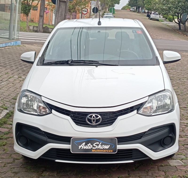 TOYOTA ETIOS 1.5 XS SEDAN 16V FLEX 4P AUTOMÁTICO - 2018