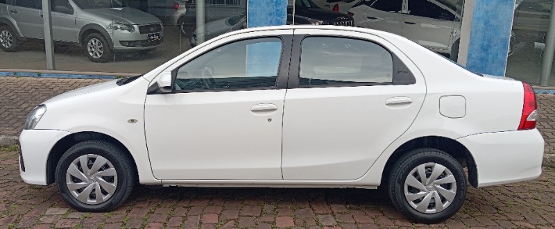 TOYOTA ETIOS 1.5 XS SEDAN 16V FLEX 4P AUTOMÁTICO - 2018