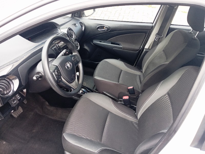 TOYOTA ETIOS 1.5 XS SEDAN 16V FLEX 4P AUTOMÁTICO - 2018