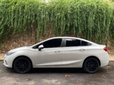 CHEVROLET CRUZE SEDAN LT 1.4 2016/2017 ESTAÇÃO DO CARRO ESTRELA / Carros no Vale