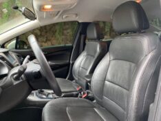 CHEVROLET CRUZE SEDAN LT 1.4 2016/2017 ESTAÇÃO DO CARRO ESTRELA / Carros no Vale