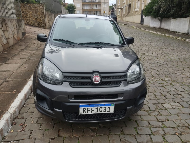 FIAT UNO ATRACTIVE 1.0 2020/2021 ALTERNATIVA VEÍCULOS LAJEADO / Carros no Vale