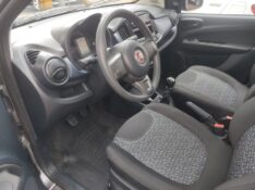 FIAT UNO ATRACTIVE 1.0 2020/2021 ALTERNATIVA VEÍCULOS LAJEADO / Carros no Vale