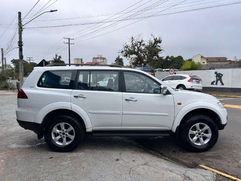 MITSUBISHI PAJERO DAKAR HPE 3.2 4X4 T.I DIES 2012/2012 LS MULTIMARCAS VENÂNCIO AIRES / Carros no Vale