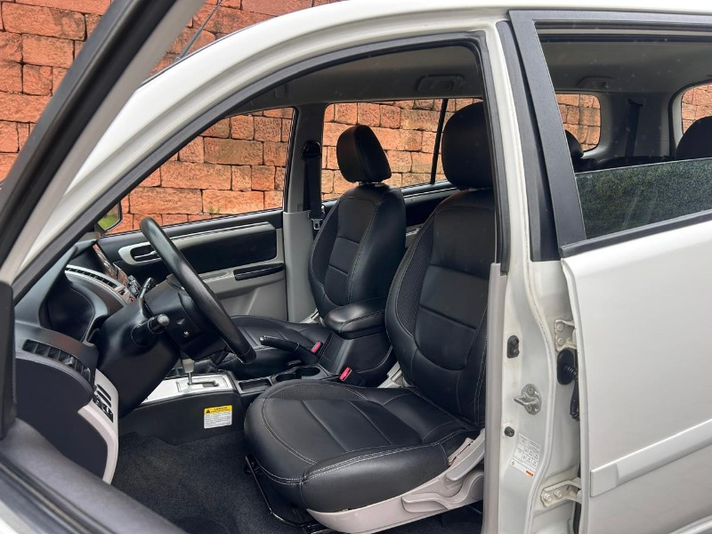 MITSUBISHI PAJERO DAKAR HPE 3.2 4X4 T.I DIES 2012/2012 LS MULTIMARCAS VENÂNCIO AIRES / Carros no Vale