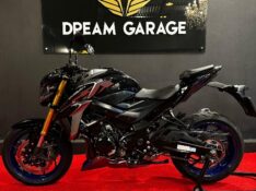 SUZUKI MOTOS GSX 750 F /2024 EXCLUSIVO VEÍCULOS SANTA CRUZ DO SUL / Carros no Vale