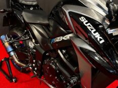 SUZUKI MOTOS GSX 750 F /2024 EXCLUSIVO VEÍCULOS SANTA CRUZ DO SUL / Carros no Vale