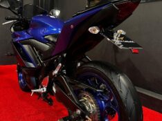 YAMAHA YZF-R3 /2023 EXCLUSIVO VEÍCULOS SANTA CRUZ DO SUL / Carros no Vale