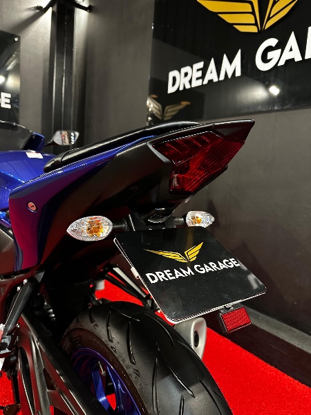 YAMAHA YZF-R3 /2023 EXCLUSIVO VEÍCULOS SANTA CRUZ DO SUL / Carros no Vale