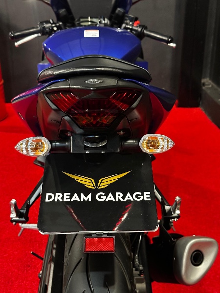 YAMAHA YZF-R3 /2023 EXCLUSIVO VEÍCULOS SANTA CRUZ DO SUL / Carros no Vale