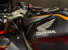 HONDA MOTOS CBR 650 F /2021 EXCLUSIVO VEÍCULOS SANTA CRUZ DO SUL / Carros no Vale