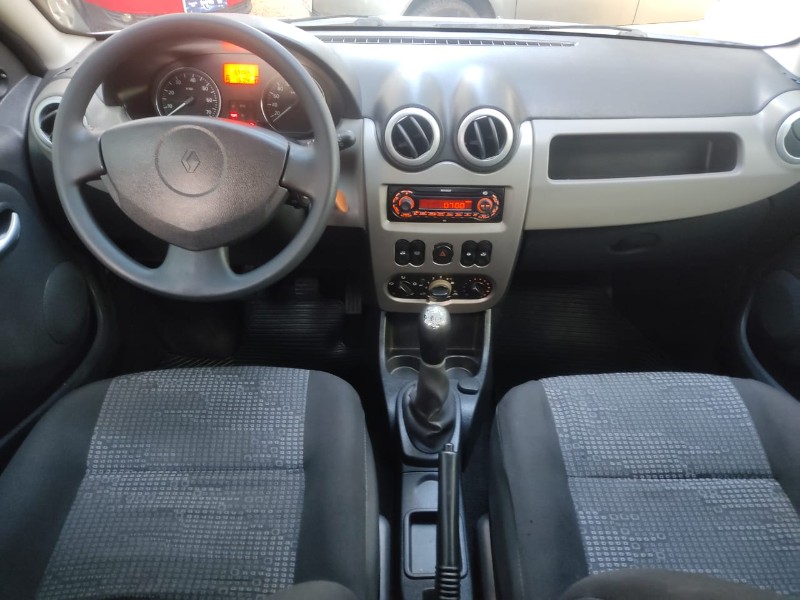 RENAULT SANDERO 1.6 EXP FLEX 2010/2011 ALTERNATIVA VEÍCULOS LAJEADO / Carros no Vale