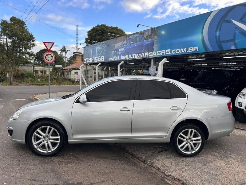 VOLKSWAGEN JETTA 2.5 20V 150/170CV TIPTRONIC 2009/2009 LS MULTIMARCAS VENÂNCIO AIRES / Carros no Vale
