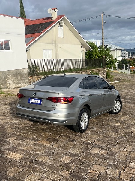 VOLKSWAGEN VIRTUS MSI 1.6 AUT 2022/2022 BOSCO AUTOMÓVEIS GUAPORÉ / Carros no Vale