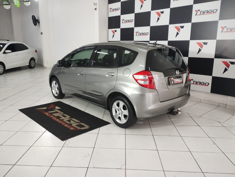 HONDA FIT LX 1.4/ 1.4 FLEX 8V/16V 5P MEC. 2009/2009 TIAGO AUTOMÓVEIS VENÂNCIO AIRES / Carros no Vale
