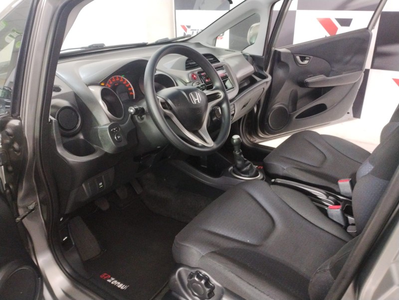 HONDA FIT LX 1.4/ 1.4 FLEX 8V/16V 5P MEC. 2009/2009 TIAGO AUTOMÓVEIS VENÂNCIO AIRES / Carros no Vale