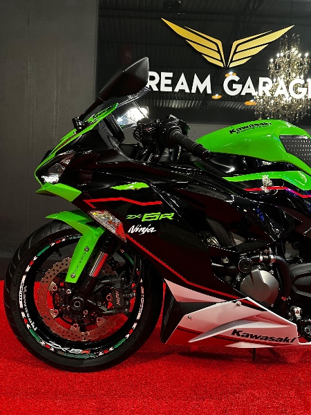 KAWASAKI NINJA ZX 6R 636CC /2022 EXCLUSIVO VEÍCULOS SANTA CRUZ DO SUL / Carros no Vale