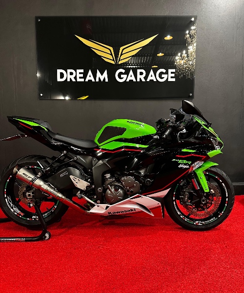 KAWASAKI NINJA ZX 6R 636CC /2022 EXCLUSIVO VEÍCULOS SANTA CRUZ DO SUL / Carros no Vale