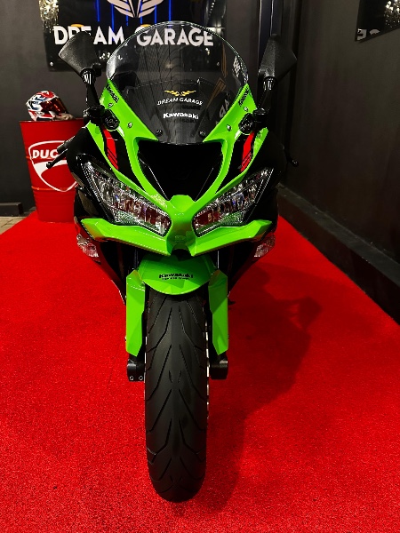 KAWASAKI NINJA ZX 6R 636CC /2022 EXCLUSIVO VEÍCULOS SANTA CRUZ DO SUL / Carros no Vale
