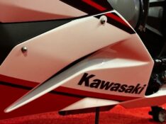 KAWASAKI NINJA ZX 6R 636CC /2022 EXCLUSIVO VEÍCULOS SANTA CRUZ DO SUL / Carros no Vale