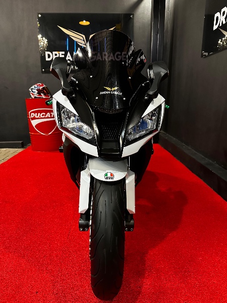 KAWASAKI ZX 10 R NINJA /2014 EXCLUSIVO VEÍCULOS SANTA CRUZ DO SUL / Carros no Vale