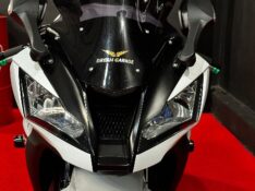 KAWASAKI ZX 10 R NINJA /2014 EXCLUSIVO VEÍCULOS SANTA CRUZ DO SUL / Carros no Vale