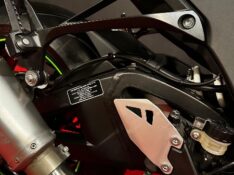 KAWASAKI ZX 10 R NINJA /2014 EXCLUSIVO VEÍCULOS SANTA CRUZ DO SUL / Carros no Vale